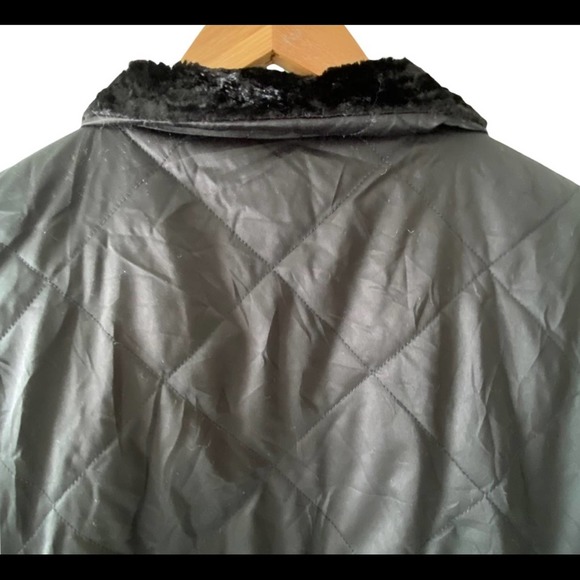 Faux Fur Vest 2X Full Zip Quilted Warm Plus Black - Picture 10 of 14